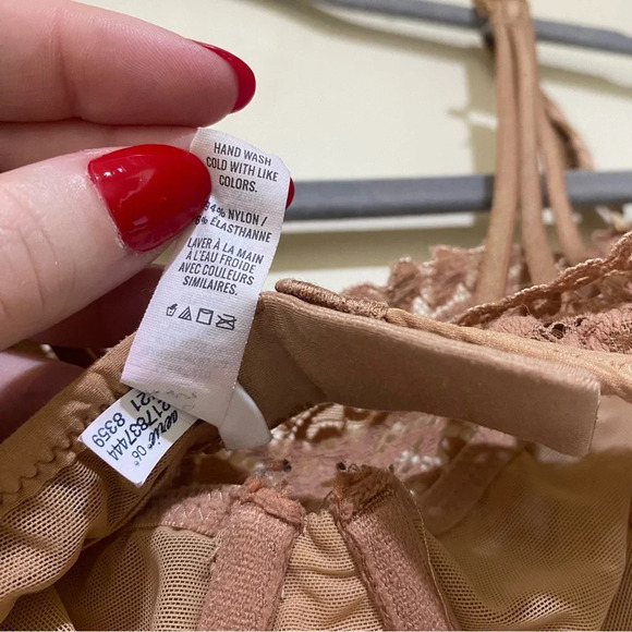 Women’s Aerie Brand Tan Nude Coloured Square Neck Bra Adjustable Straps Size 34B - Picture 11 of 16